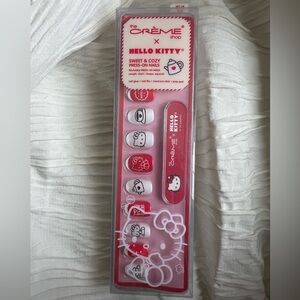 Hello Kitty Red and White Press-On Nails